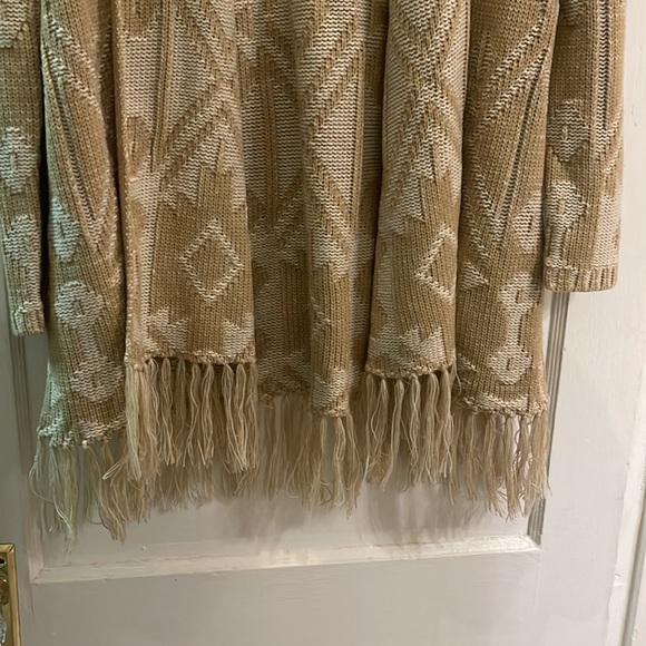 Show me your mumu mellow beige fringe western Aztec cardigan - Picture 3 of 5
